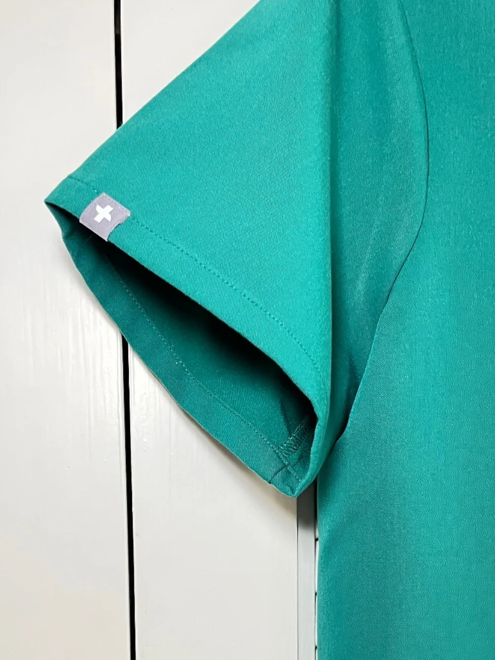 Figs Hunter Green (#5295) Catarina Scrub Top Size XXS NWT - Picture 4 of 7